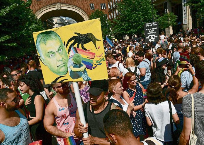 Marcha del Orgullo en Hungría Hungría Marcha del Orgullo