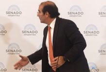 El último acto de García Mansilla en la Corte: en favor de un cómplice del genocidio García Mansilla