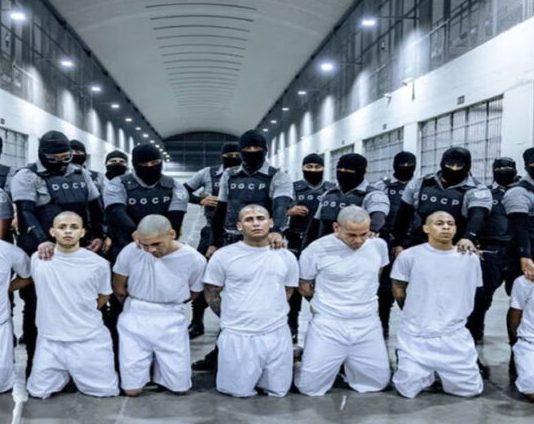 Los horrores de los ataques xenófobos de Trump contra los migrantes Estados Unidos migrantes