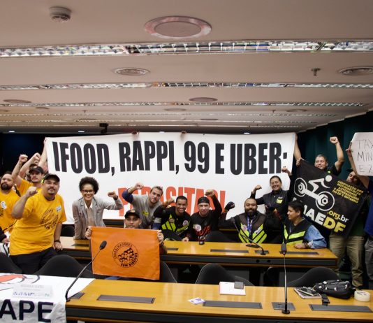 Brasil: repartidores llevan sus reclamos al Congreso y denuncian la explotación laboral Brasil Repartidores
