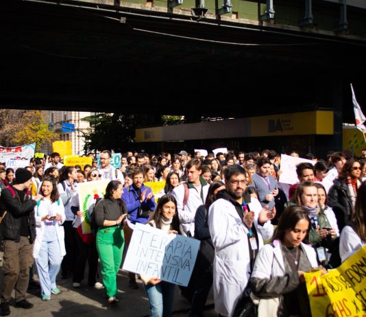 Los trabajadores del Garrahan, en pie de lucha por salario y presupuesto Garrahan
