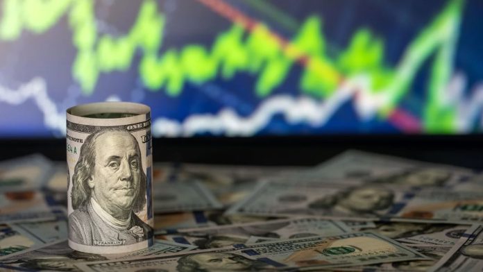 Caen los bonos y sube el dólar bonos