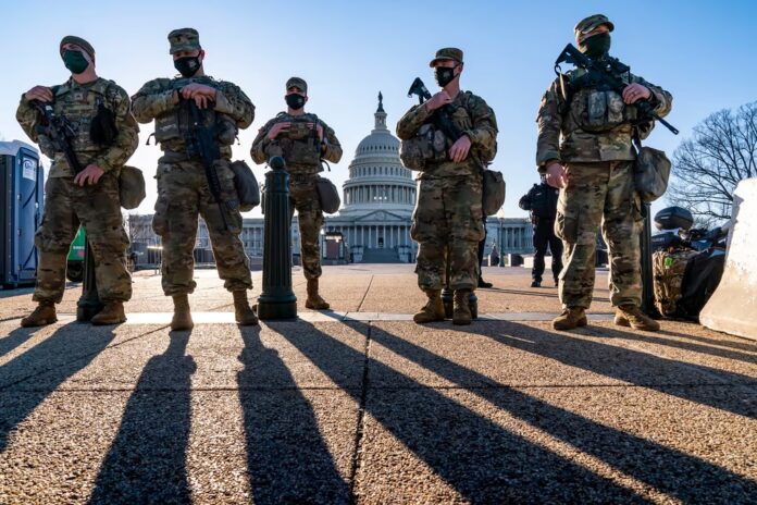 CapitalMilitarizada Trump militariza