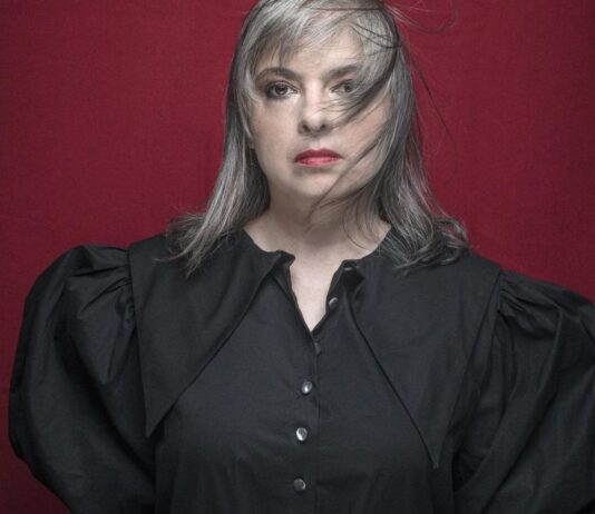 El horror capitalista y lo grotesco de la barbarie social en la narrativa de Mariana Enriquez Mariana Enriquez