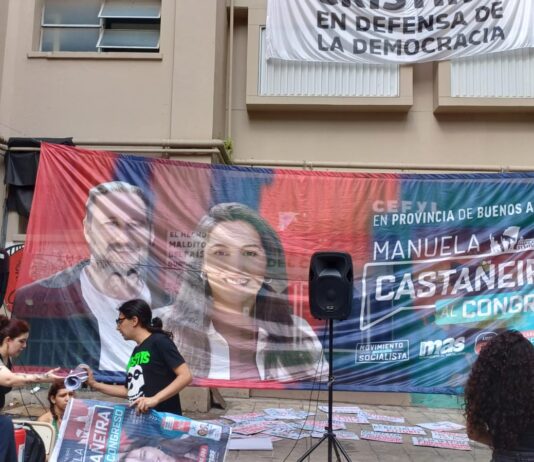 Argentina: un paÃs a la deriva Argentina a la deriva