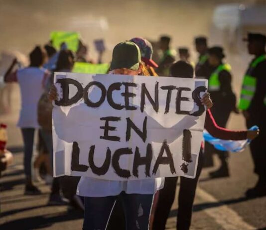 Contundente Paro Nacional Docente contra el ajuste de Milei CTERA paro nacional docente