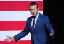 Trump y Hegseth llevan su oscurantista «campaña anti-woke» a las Fuerzas Armadas Hegseth anti woke