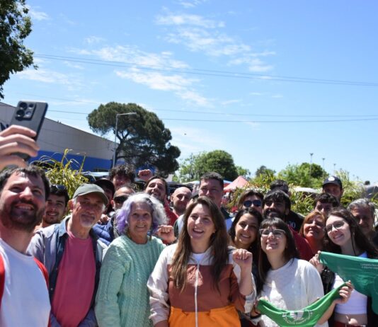 Manuela Castañeira y el Nuevo MAS cierran su campaña en Lomas de Zamora Castañeira Lomas de Zamora
