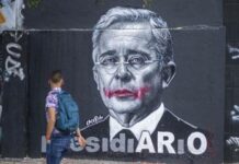 Uribe absuelto, las víctimas sin justicia Uribe impune