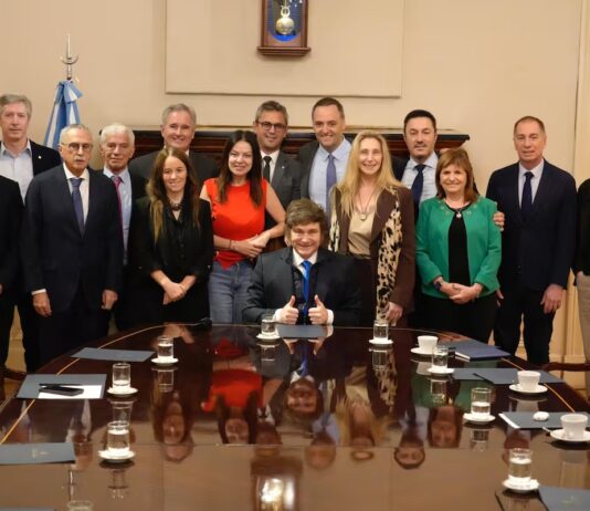 Milei rearma el Gabinete para impulsar una ofensiva contra los trabajadores argentinos Milei Gabinete