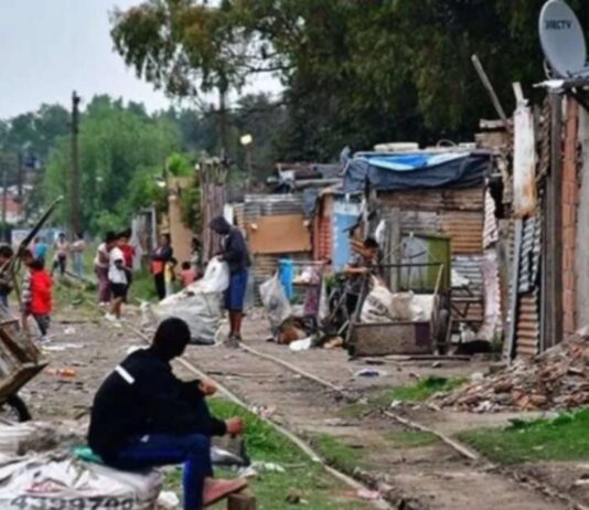 La pobreza en Argentina: la UCA, el INDEC y la calle Pobreza INDEC UCA