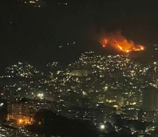 Trump bombardea Venezuela y secuestra a Nicolás Maduro Venezuela