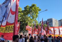 Importante marcha a la Embajada de Estados Unidos en Buenos Aires contra la intervención en Venezuela Embajada Estados Unidos