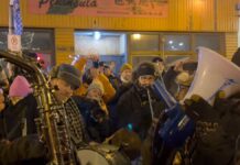 Arte, memoria y lucha por Alex Pretti Bronces por Pretti